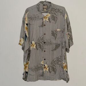 Tommy Bahama 100% Silk Men’s XL Button Down Vintage Hawaiian Camp Shirt Floral